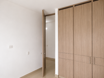 apartamento en arriendo/venta en ternera. Cod V94752