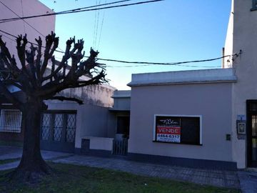 Casa en venta en Villa Luzuriaga