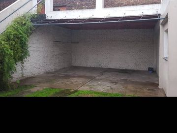 Casa en venta en Villa Luzuriaga