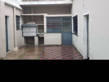 Casa en venta en Villa Luzuriaga
