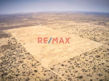 🌾 ¡Oportunidad única para inversionistas y agricultores! 🚜

Se vende  terreno agrícola de 212.34 hectáreas, un área vasta y fértil que promete ser e