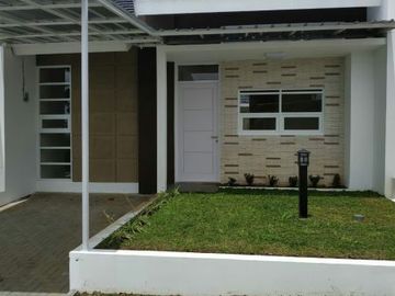 Rumah Asri di Sindanglaya Dekat Jalan A.H Nasution