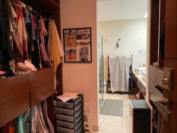 Magestuosa casa en venta en Isla dorada