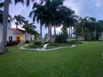 Magestuosa casa en venta en Isla dorada