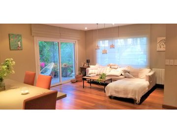 OPORTUNIDAD CASA AL BOSQUE EN BARRIO LOS CASTORES NORDELTA