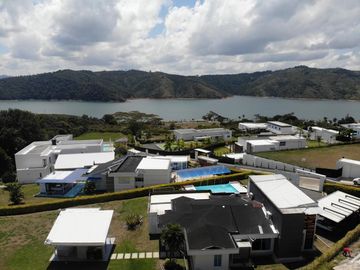finca en venta en parcelacion la irlanda. Cod V12370
