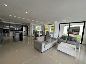 finca en venta en parcelacion la irlanda. Cod V12370