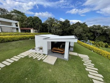 finca en venta en parcelacion la irlanda. Cod V12370