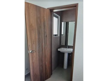 CASA DUPLEX EN ALTOS DEL PARQUE DETRAS DE ALTAPLAZA  268 M²