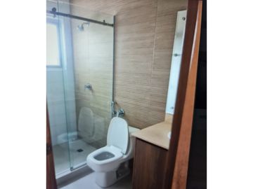 CASA DUPLEX EN ALTOS DEL PARQUE DETRAS DE ALTAPLAZA  268 M²