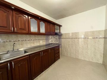 COD. 1186 - SE ARRIENDA APARTAMENTO - BARRIO: ALARCON