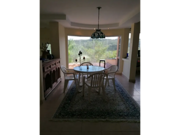 Casa en Cerro Azul Oferta Preciosa casa-venta por viaje