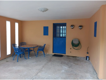 Casa en Cerro Azul Oferta Preciosa casa-venta por viaje