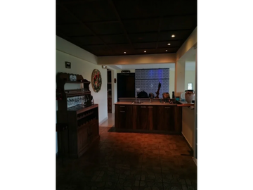 Casa en Cerro Azul Oferta Preciosa casa-venta por viaje