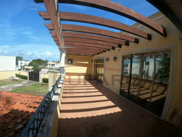 Casa en Venta en la Col. Santa Margarita, Ciudad del Carmen, Campeche