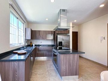 Residencia desde 340m2 de superficie con acceso a la casa Club más grande de Metepec