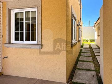 Residencia desde 340m2 de superficie con acceso a la casa Club más grande de Metepec
