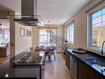 Residencia desde 340m2 de superficie con acceso a la casa Club más grande de Metepec