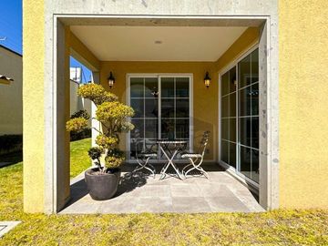 Residencia desde 340m2 de superficie con acceso a la casa Club más grande de Metepec
