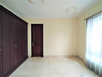 Turun Harga Rumah di Kebayoran Baru Hanya 5 Menit Ke Scbd
