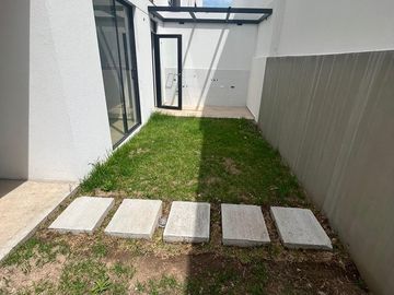 VENTA CASA EN TUMBACO - LA MORITA 2