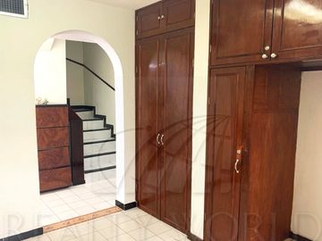 Casas Venta San Nicolás de los Garza Zona San Nicolas 30-CV-2295