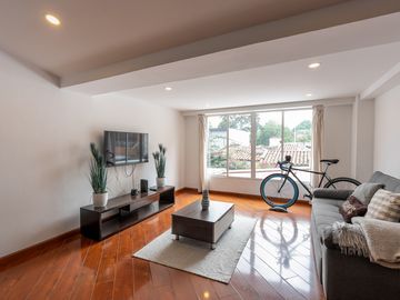 casa en venta en la calleja-usaquén. Cod V1038724