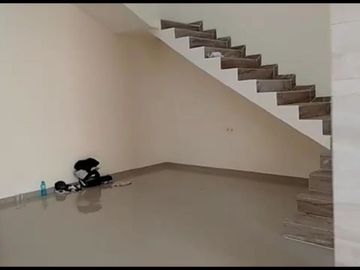 Rumah mewah baru SIAP HUNI di Banyumanik