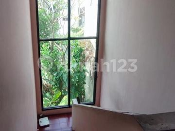 Rumah Luas 204M2 di Bukit Golf Pangkalan Jati Harga Super Menarik