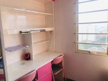JUAL RUGI Furnished 2 BR Lt 31 APARTEMEN GALERI CIUMBULEUIT 2 Bandung