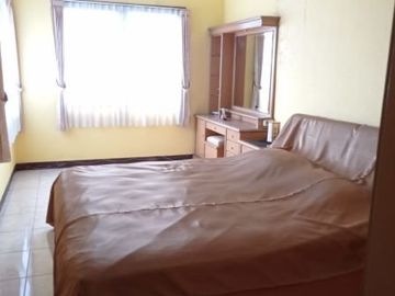 Rumah 2 Lantai Type 200 LT 162 M2, Kota Baru Parahyangan, Bandung Barat.