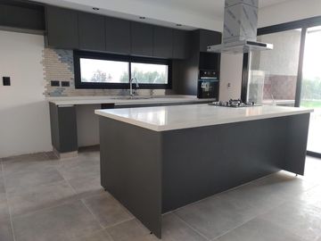 Venta de casa en el Barrio de Los Talas - Canning