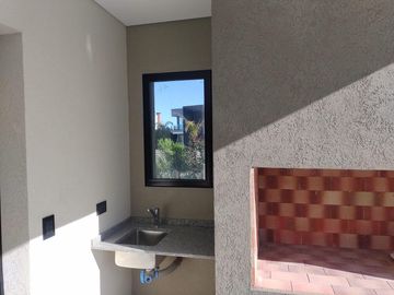 Venta de casa en el Barrio de Los Talas - Canning
