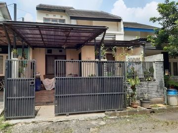 Rumah 2 lantai dalam Cluster di Pamulang Pondok Benda, Tangsel