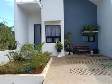 Hunian asri mewah cantik rasa villa sejuk konsep di Cileunyi