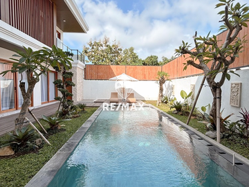 DIJUAL VILLA MEWAH DAN CANTIK DI KAWASAN NUSA DUA KUTA BALI