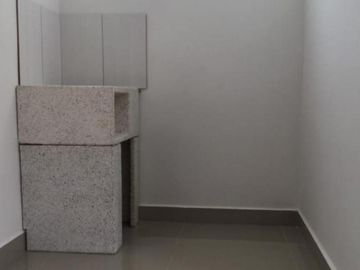 apartamento en venta en k 8 los patios. Cod V1624