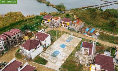 Shophouse for Sale in Consolacion - Anami Homes Shophouse