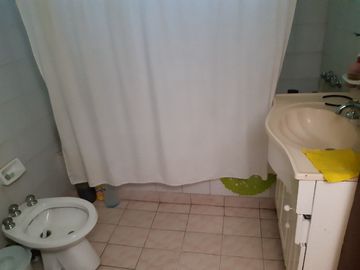 Casa con Departamento en venta en Burzaco Este