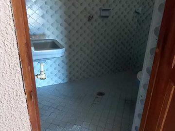 VENDO CASA SOLA EN COL BELLAVISTA