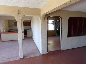 VENDO CASA SOLA EN COL BELLAVISTA