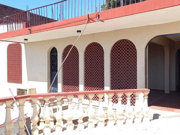 VENDO CASA SOLA EN COL BELLAVISTA
