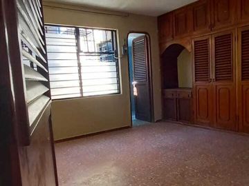VENDO CASA SOLA EN COL BELLAVISTA