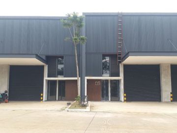 Gudang luas Cocok untuk usaha dan industri strategis kawasan industri dekat tol Baros Cimahi Bandung
