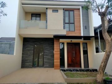 Rumah 5 kamar tidur Citraland Utara Gress New