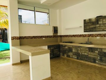 casa en venta en las mercedes. Cod V16245