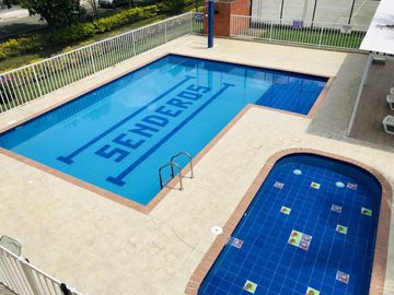 casa en venta en las mercedes. Cod V16245