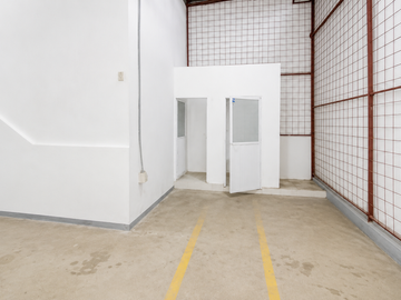 bodega en arriendo en el bosque. Cod A94731