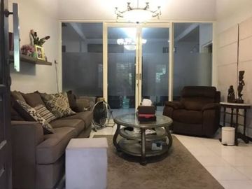 Rumah 2 Lantai Siap Huni Simorejo Surabaya