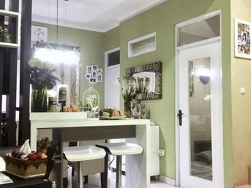 Rumah Second 2 Lantai Lokasi di Bukit Rivaria Dekat Pintu Tol Sawangan